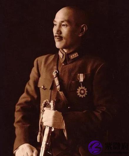 闲谈为什麽蒋介石孙中山毛泽东等人都是九五之尊命？