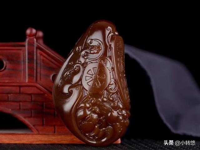 牛气冲天，寓意扭转乾坤 事业上大展宏图，生活旺上加旺