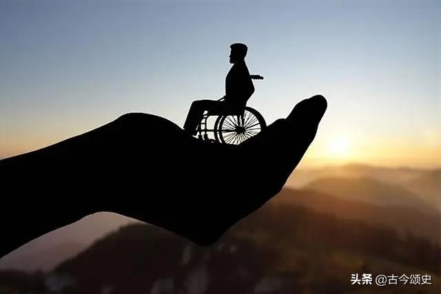 2018年四川七旬@￥老汉家中死亡，小孩：昨天就有人预言他会死