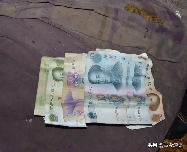 2018年四川七旬@￥老汉家中死亡，小孩：昨天就有人预言他会死
