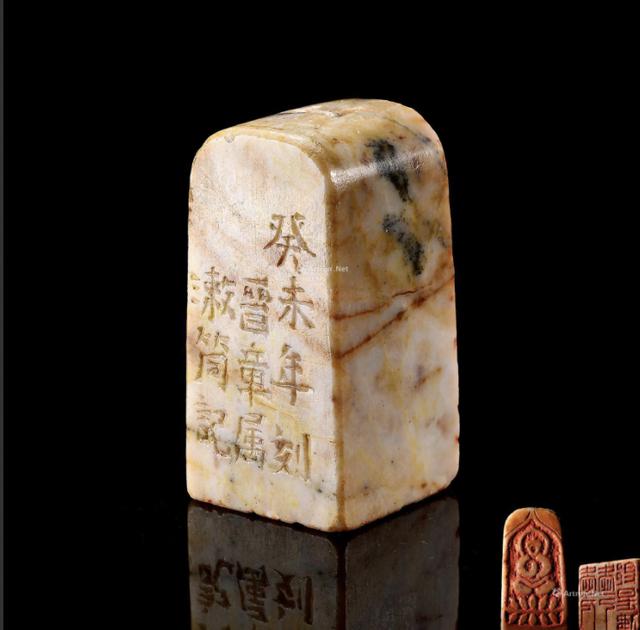 弘一法师：亲侄劝还俗，他回赠僧袍，不久后获赠僧袍侄孙意外夭折