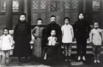 东北王张作霖一一妻妾成群，家庭和睦
