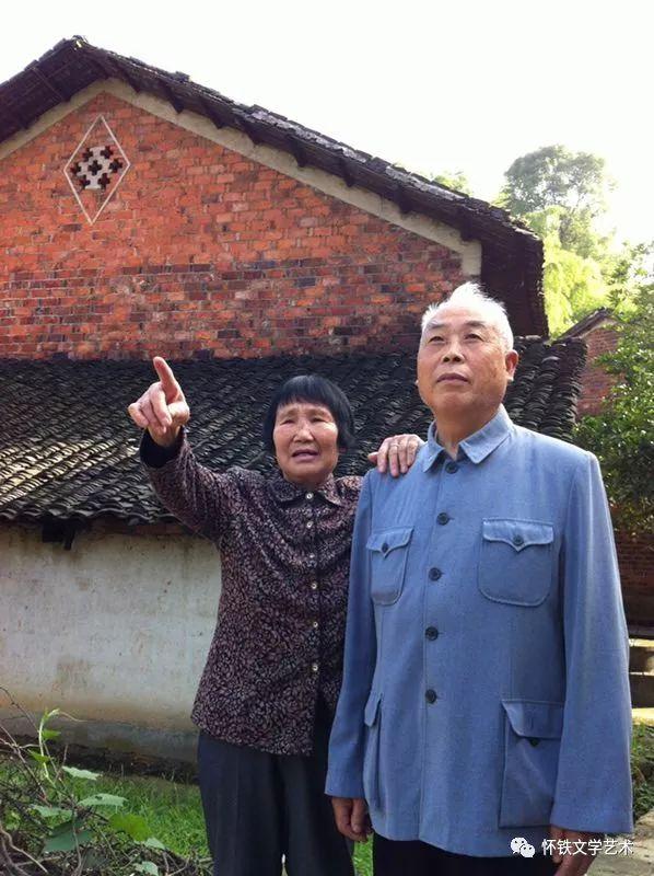 草帽哥“玩物有志”——记肖成传奇人生艺术收藏之路