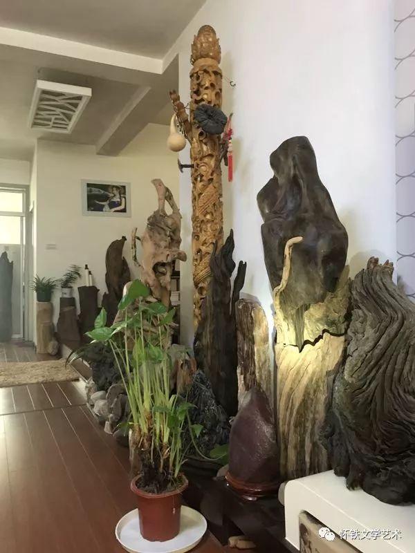 草帽哥“玩物有志”——记肖成传奇人生艺术收藏之路