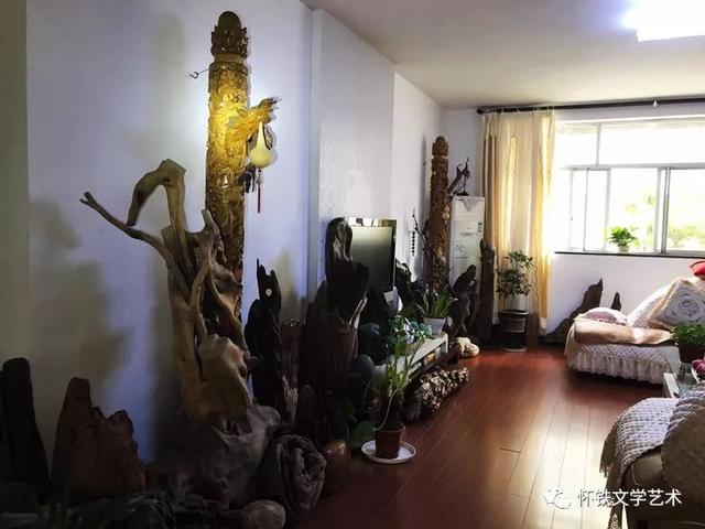 草帽哥“玩物有志”——记肖成传奇人生艺术收藏之路