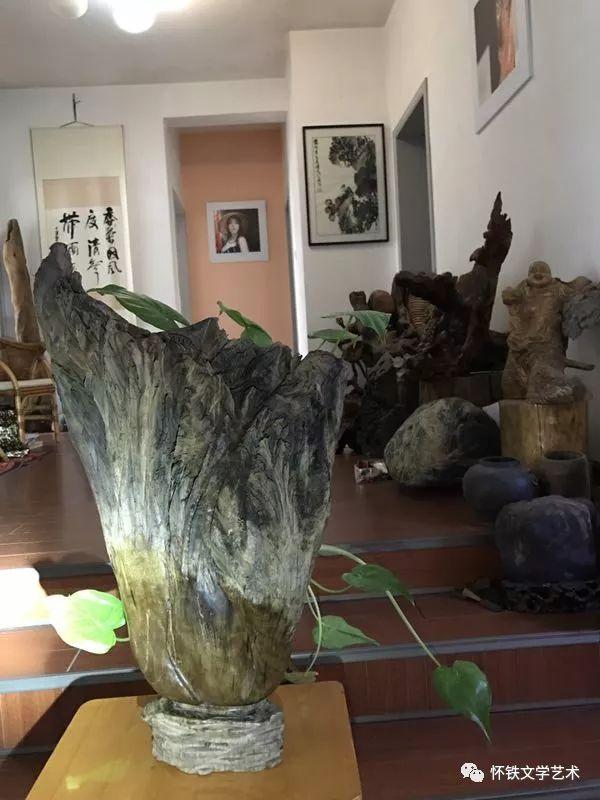 草帽哥“玩物有志”——记肖成传奇人生艺术收藏之路