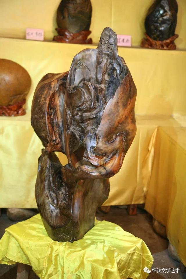 草帽哥“玩物有志”——记肖成传奇人生艺术收藏之路