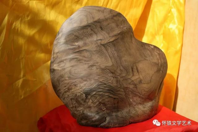 草帽哥“玩物有志”——记肖成传奇人生艺术收藏之路