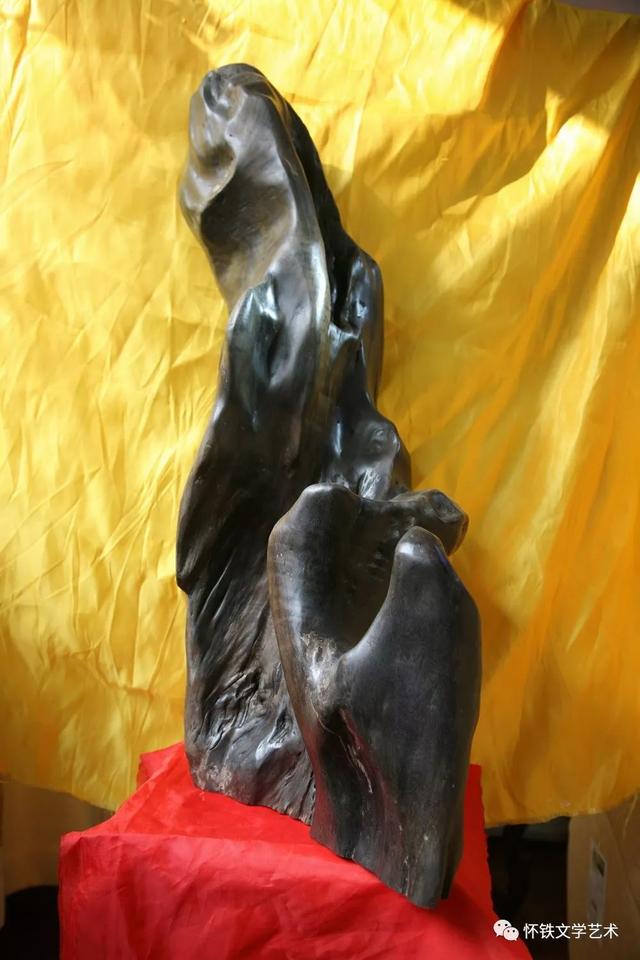 草帽哥“玩物有志”——记肖成传奇人生艺术收藏之路