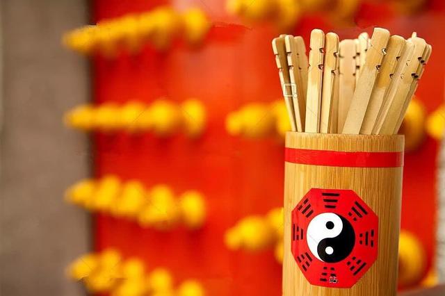 占卜问卦？一个硬币叫你