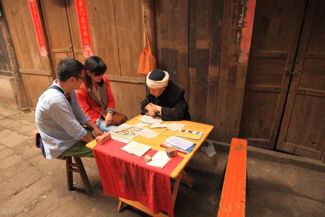 农村老话说“@￥掐生辰，凑钱养盲人”是什么意思？有道理吗？