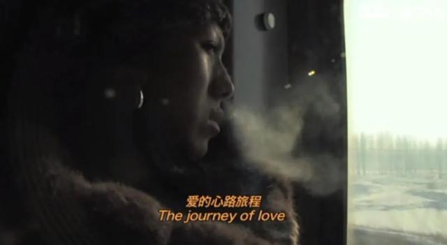 他，80岁，东北人，失业50年，只有在小女儿面前，他才卸下心防