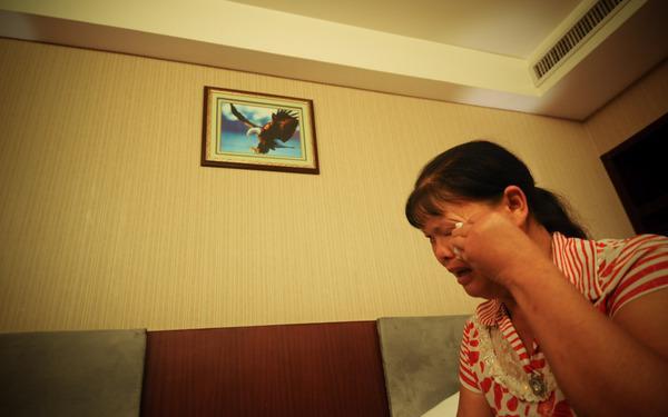 2016年，奶奶用“圆房偏方”为13岁孙女治病，孙女留遗书跳楼自杀