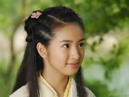 七位逆天改命的女星：一位从老鸨变制片人，两位做过舞女