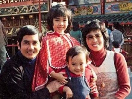 七位逆天改命的女星：一位从老鸨变制片人，两位做过舞女