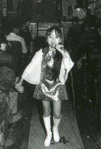 七位逆天改命的女星：一位从老鸨变制片人，两位做过舞女