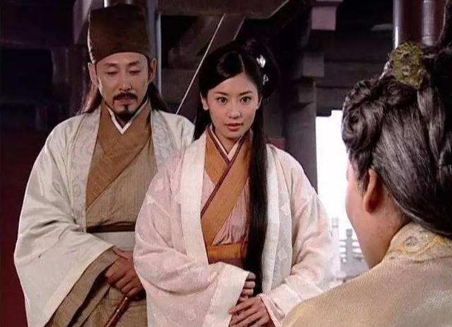 古人的识人术，“男阔金女阔银，阔头的姑娘难得寻”，是啥意思？