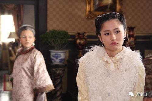 万小刀：征服俄罗斯的“三级女星”