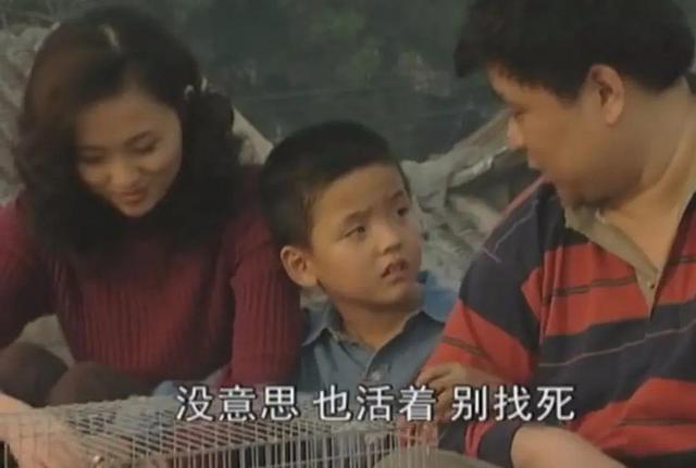 他一直站在C位，一直被无视