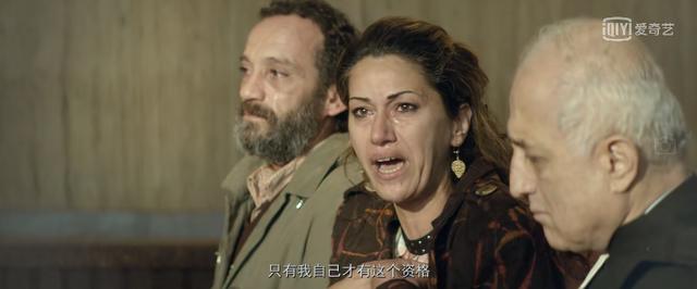 他一直站在C位，一直被无视