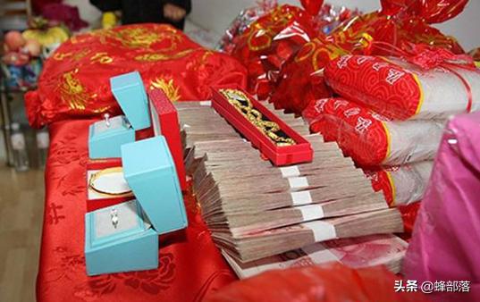 农村传统习俗：订婚又叫“发生辰”，啥意思？仪式隆重有讲究