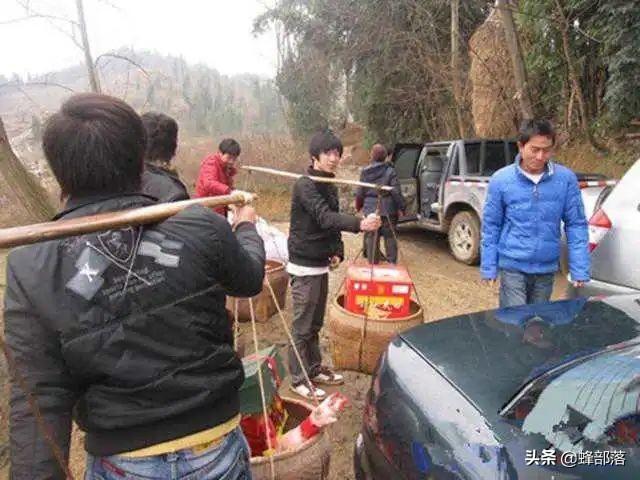 农村传统习俗：订婚又叫“发生辰”，啥意思？仪式隆重有讲究