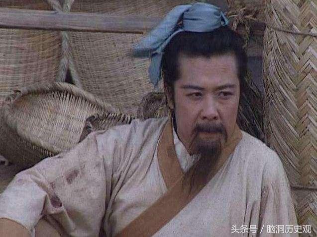 @￥先生夜观天象，给刘备一个预言，连刘备自己都不敢相信