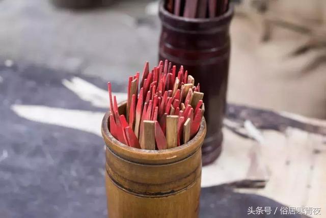 官问刑，富问灾，百姓问发财，就是生辰@￥的真实写照，有不解的