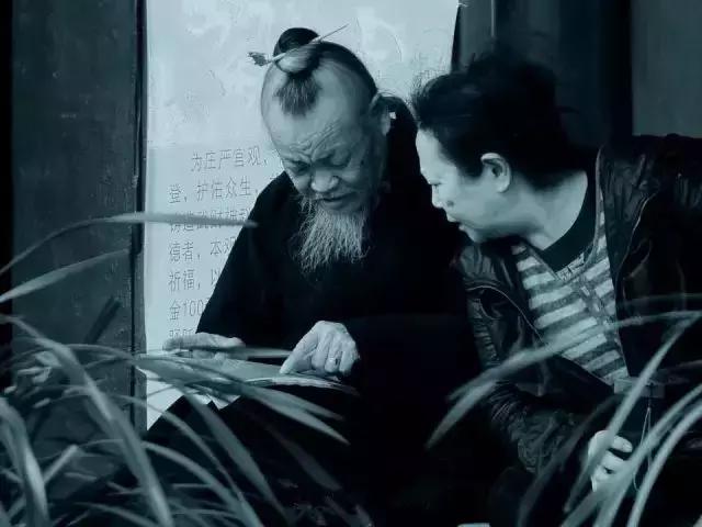 @￥为什么要收费？收多少才合理？