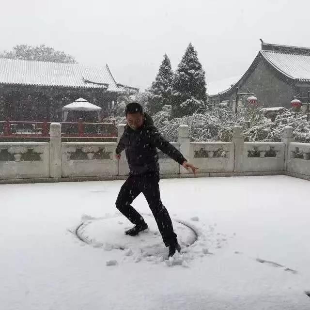 感悟《了凡四训》的真谛