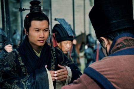 相师给曹丕@￥：能活80岁，曹丕40岁病逝前说：相师算得真准