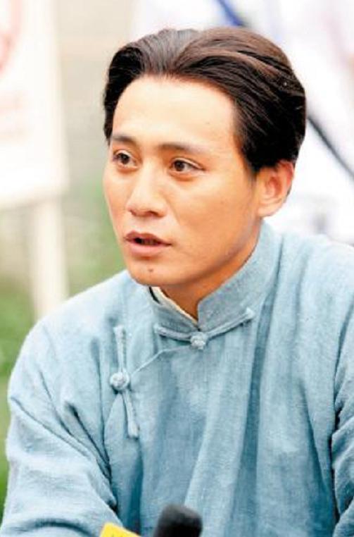 1953年，毛主席得知湖南一木匠病逝，亲自发去唁函：他曾救我一命