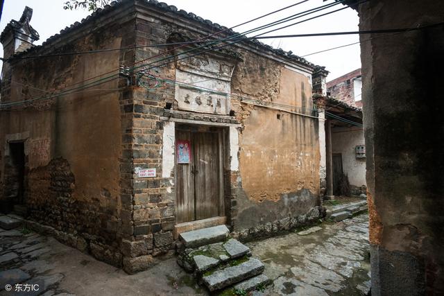 民间说法：命犯铁扫帚，就是俗话说“扫把星”是什么意思？