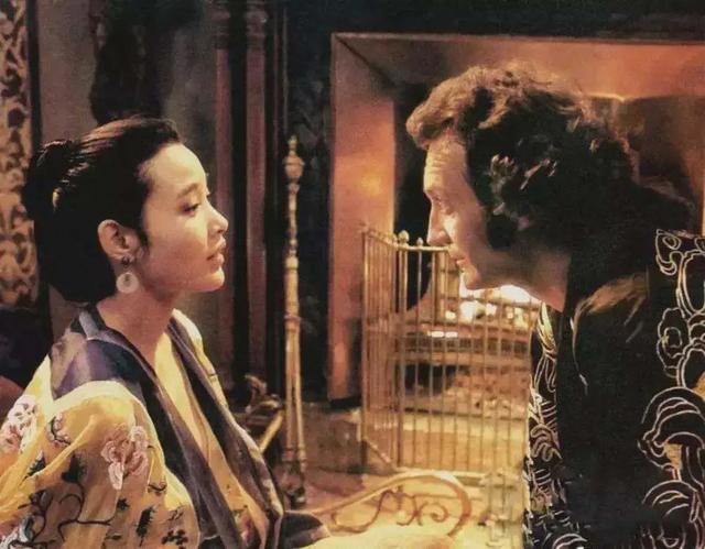 因春晚一句话，被全国观众抵制：她有多美，争议就有多大