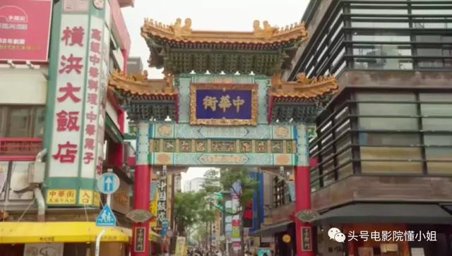 9.4分！深夜“禁播剧”归来，这个男人的嘴上功夫，看了8年也没腻
