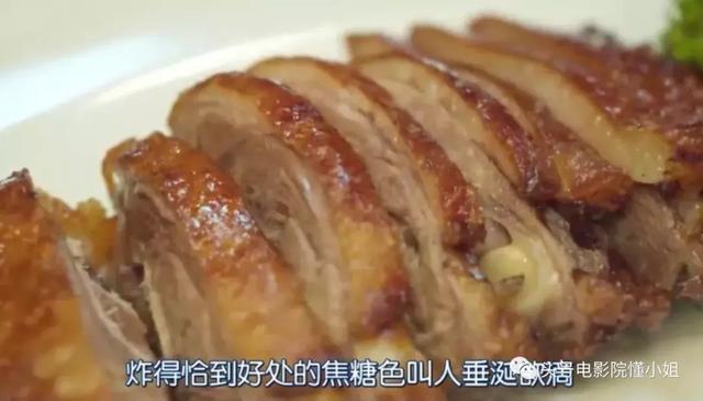 9.4分！深夜“禁播剧”归来，这个男人的嘴上功夫，看了8年也没腻