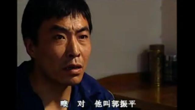 因饰演“悍匪”太逼真，他一夜爆红，演了25年坏人，今他活成暖男