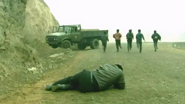 《树先生》前传，那个把王宝强捧上神坛的男人，早就站在了神坛上
