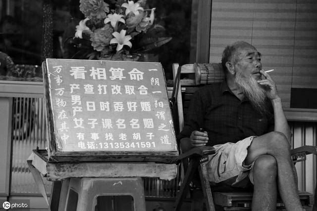 揭秘江湖八大门：俗话说，穷@￥，富烧香，这两句话一点不错