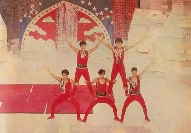 这个努力的男人能红40年，娱乐圈谁都挡不住