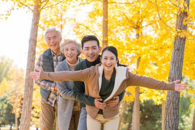 今天是婆婆生日，为什么写婆婆，因为她有段不同寻常的人生