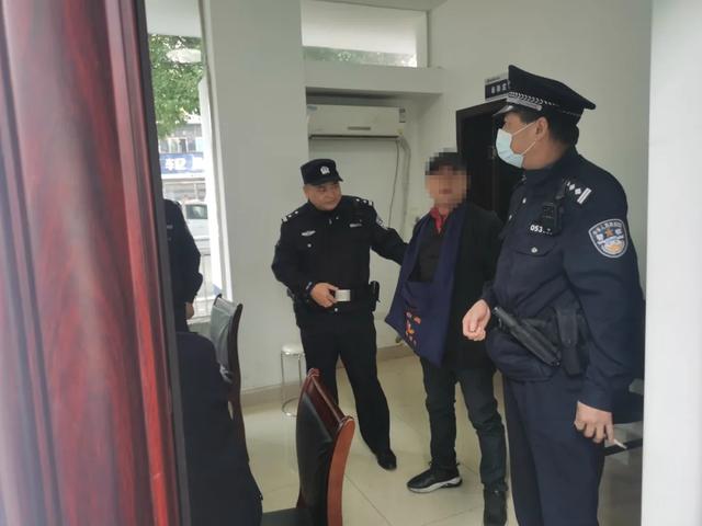 湘潭两老人找“道士”@￥：“你有灾！” 破解方法是…
