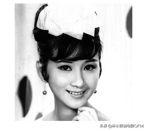 周星驰《食神》魔性女评委，当时破产失婚，刚要跳楼接到片约