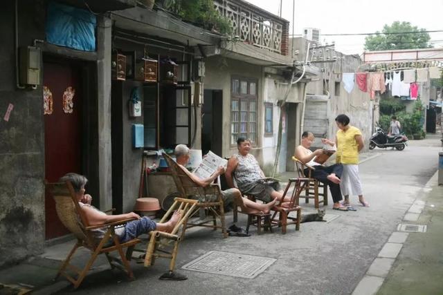 15年前的弄堂绝版照：那时候大家都不富裕，可是都非常善良