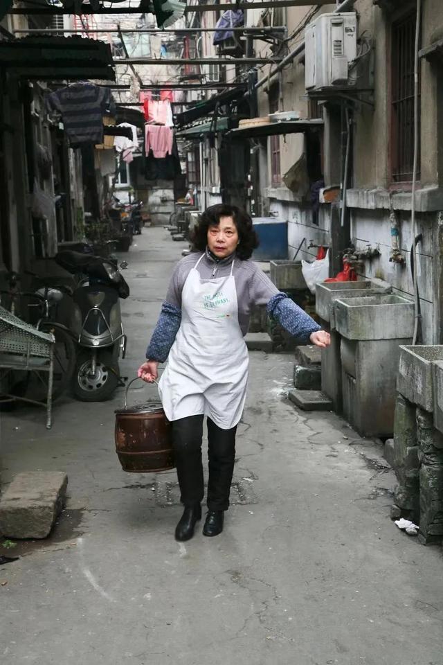15年前的弄堂绝版照：那时候大家都不富裕，可是都非常善良