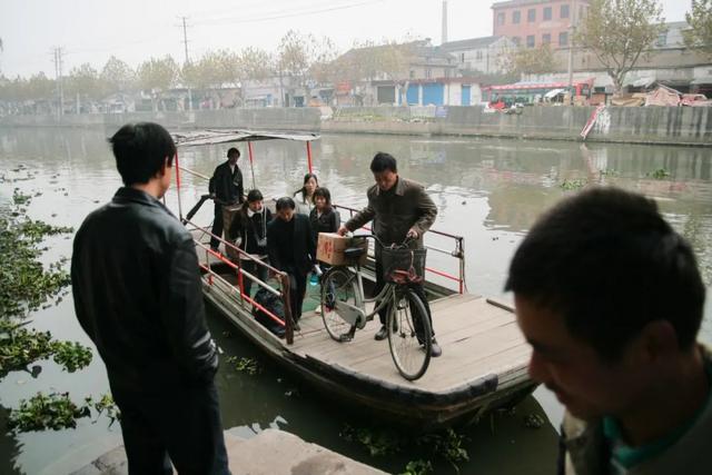 15年前的弄堂绝版照：那时候大家都不富裕，可是都非常善良
