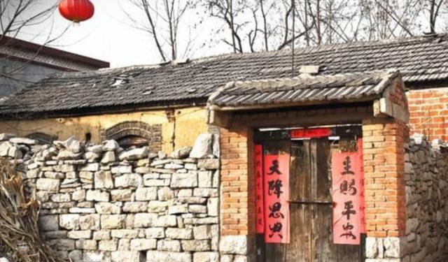 老祖宗俗语：“家开青龙门，赛过祖宗坟”，啥是青龙门，有何深意