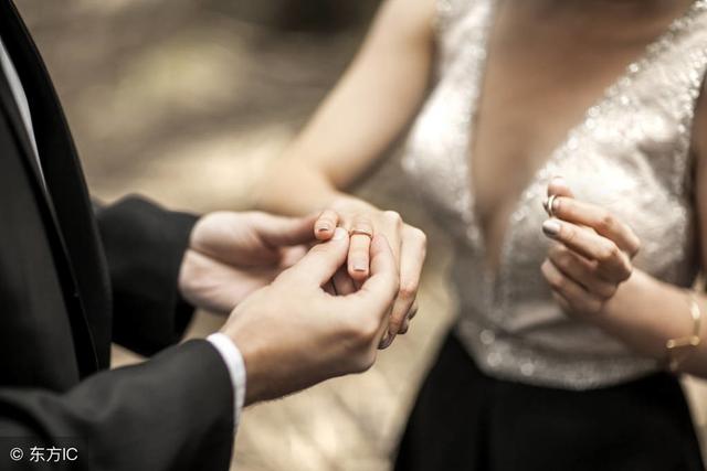 这个生肖为晚婚命，2018年别盼着结婚了，结不了，还要再等两年