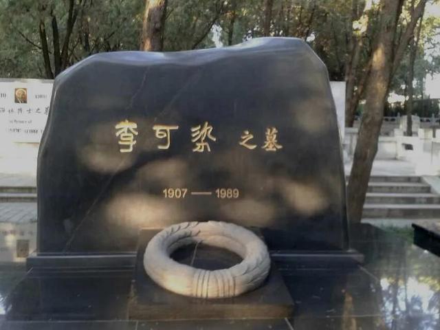 和艺术家谈天说地