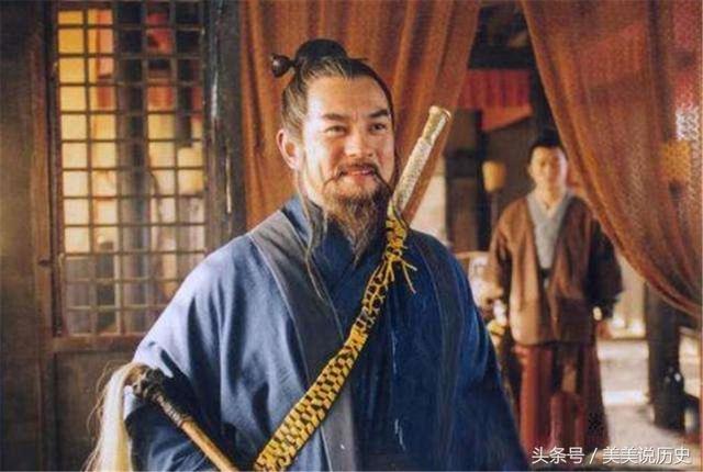 据说他是星辰下凡，是@￥看相的祖师爷，是大隐于朝的第一人！
